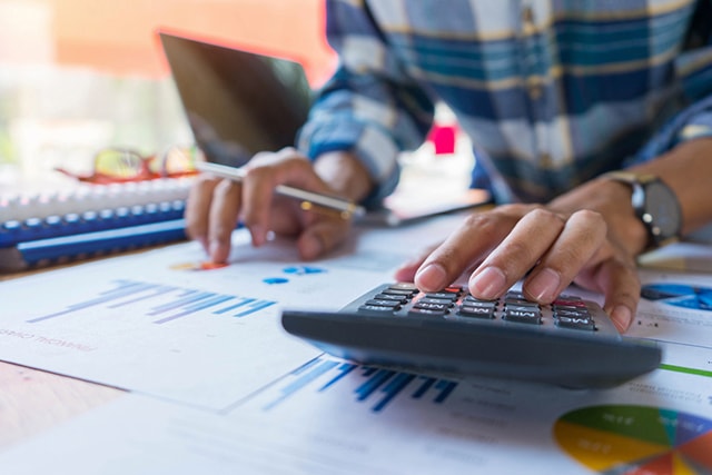 Choosing The Right Accountant For Your Business