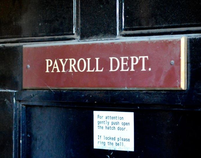 Reasons to Outsource Your Payroll